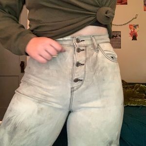 Acid wash Levis